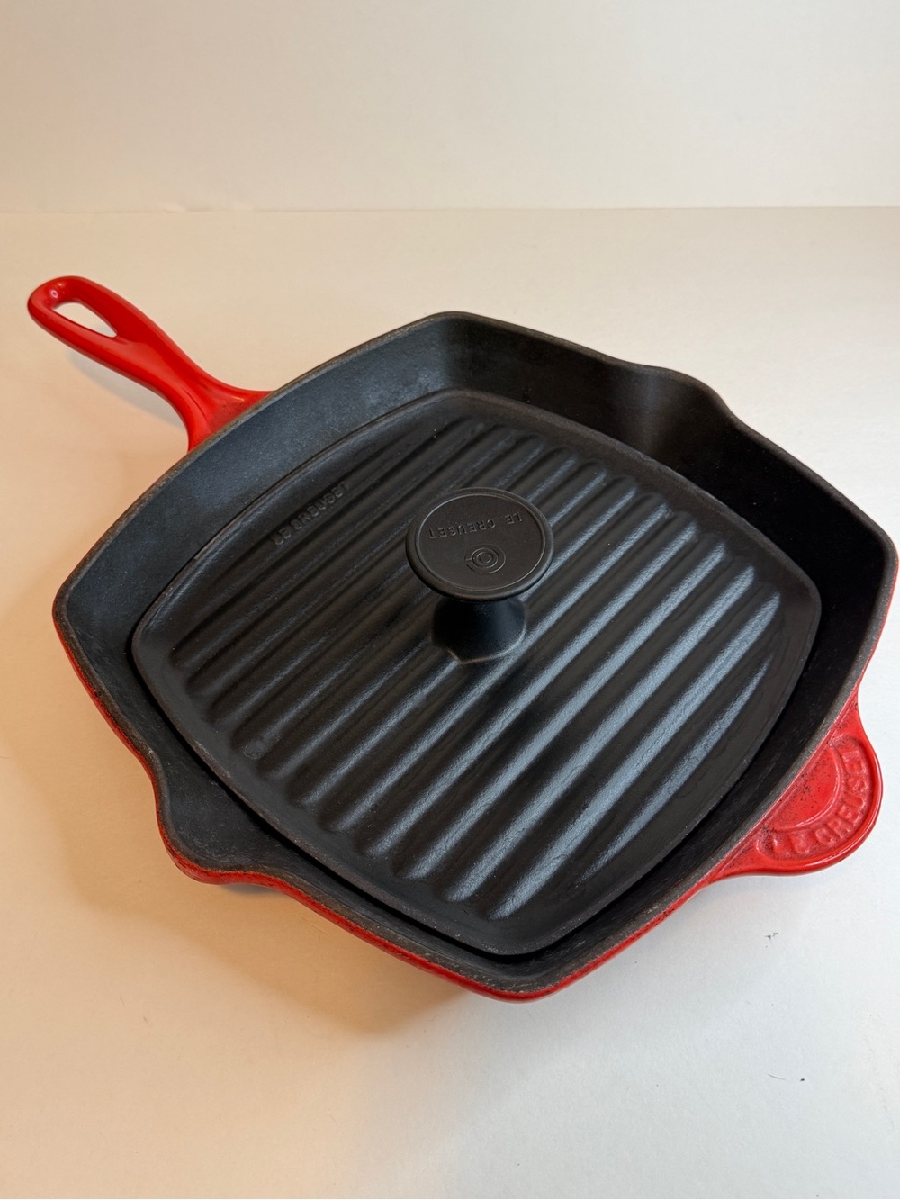 Le Creuset Red Cast Iron Square Grill Pan with Black Ridged Lid